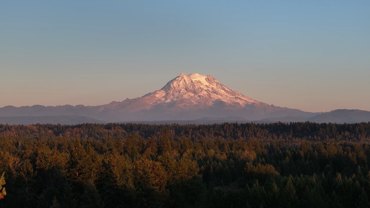 Mt Rainier is Beautiful